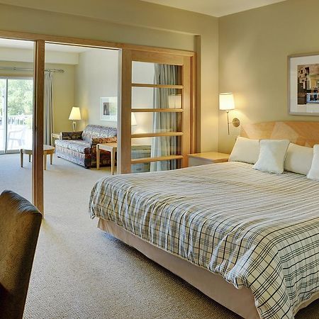 Lakeview Gimli Resort Bagian luar foto