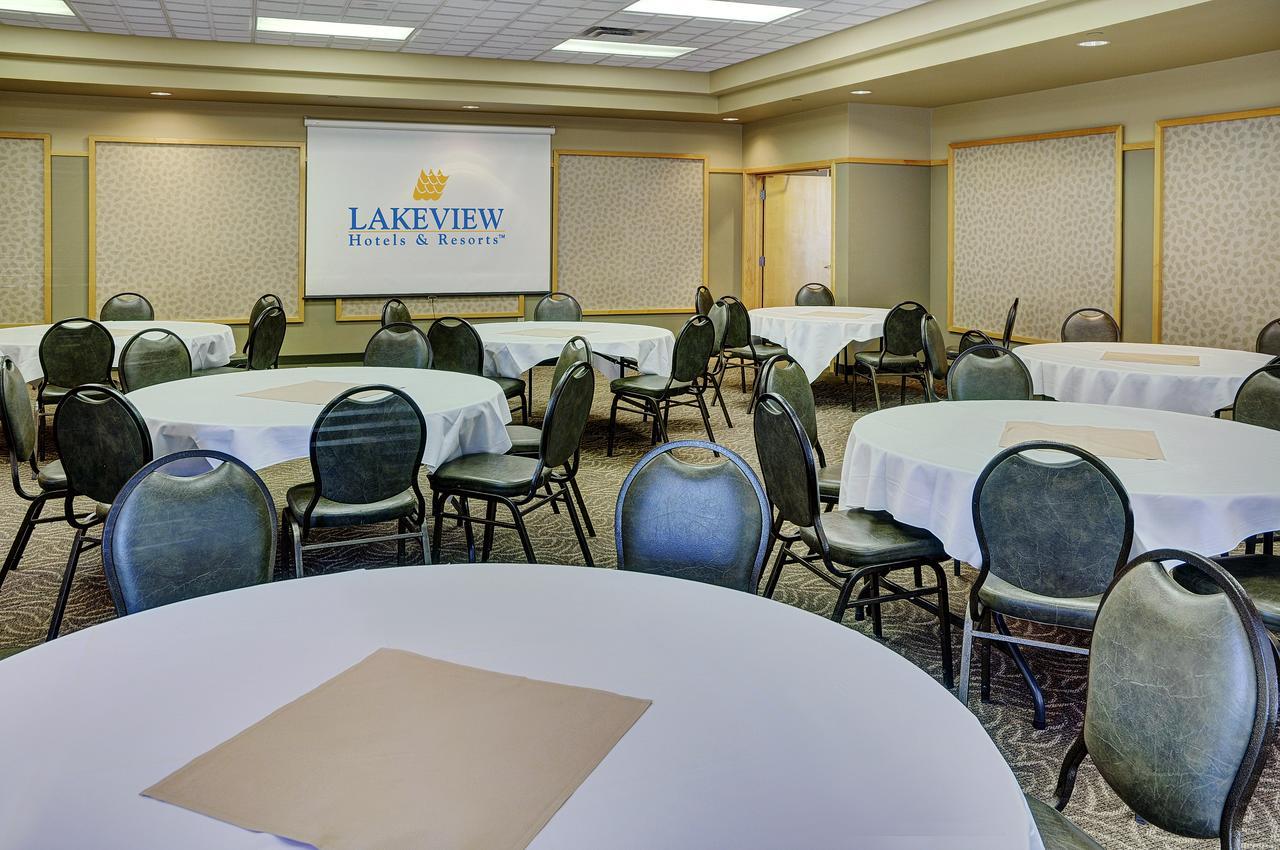 Lakeview Gimli Resort Bagian luar foto
