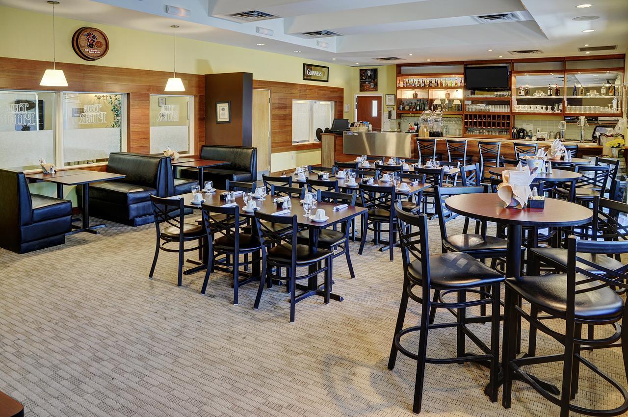 Lakeview Gimli Resort Bagian luar foto