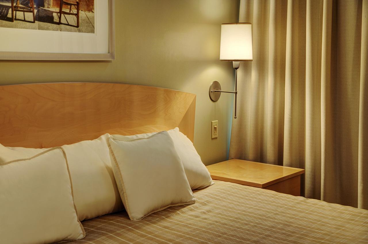 Lakeview Gimli Resort Bagian luar foto